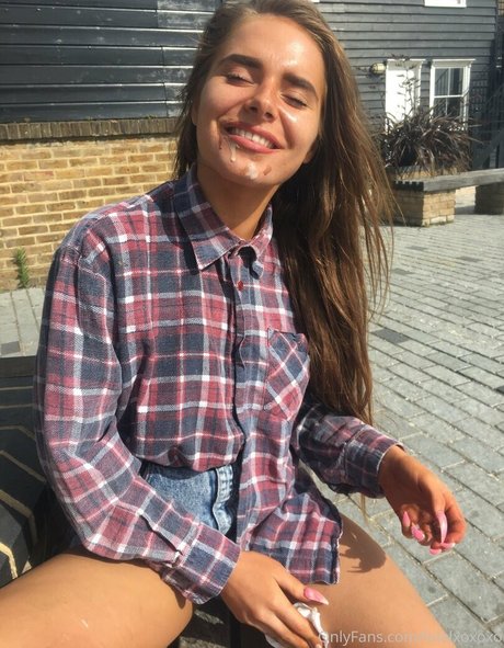 lolalxoxoxo nice actress galleries