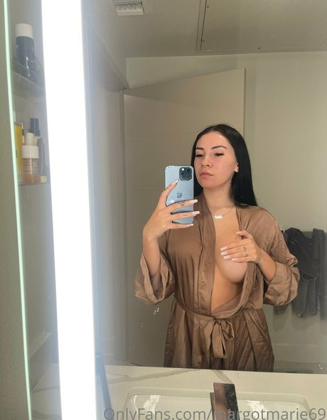 margotmarie69 perfect model picture
