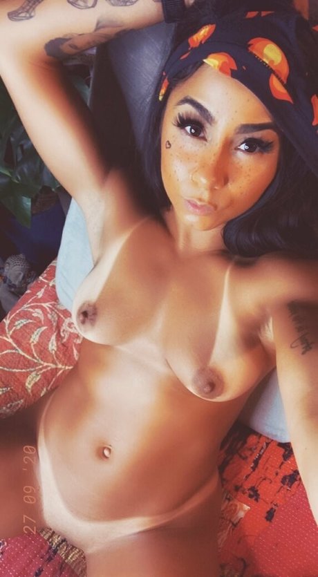 jizzgooglezmfc nudes model gallery