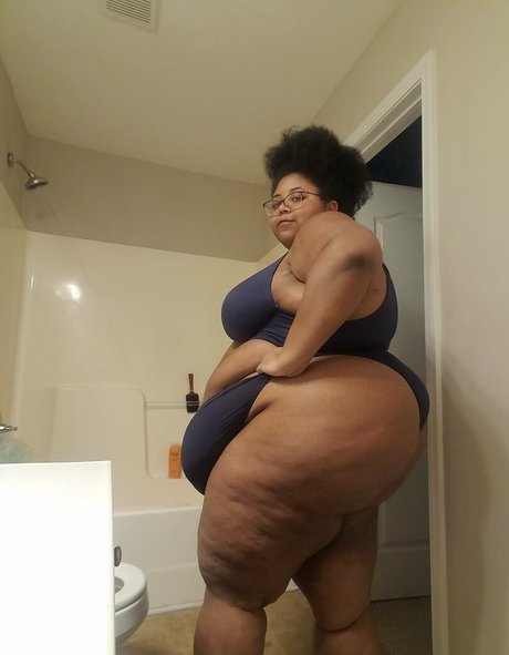 lilmsfluffy actress photo