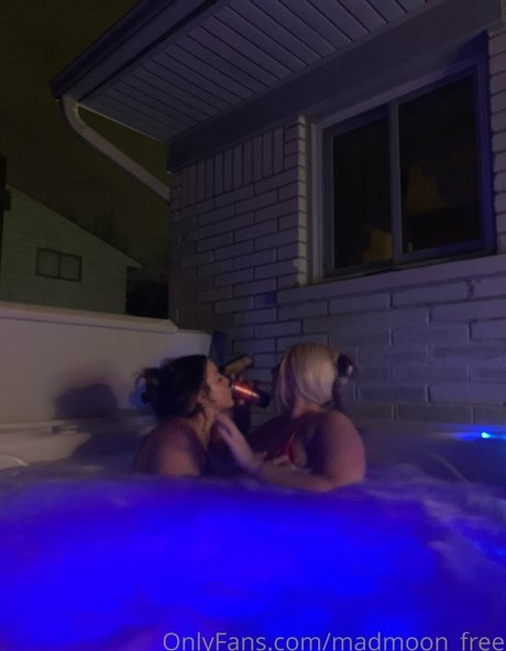 madmoon free star exclusive galleries