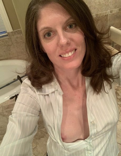 bustybrooke1 pornstar nice pictures