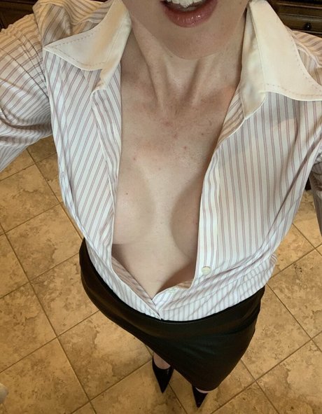 bustybrooke1 model best picture