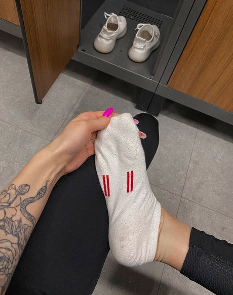 YoungGoddess nudes model pic