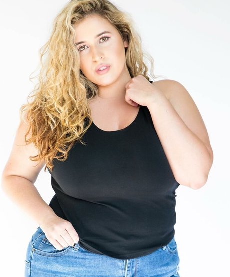 teen solo onlyfans nude gallery