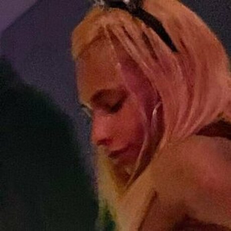 cigarettesandstarbucks adult star img