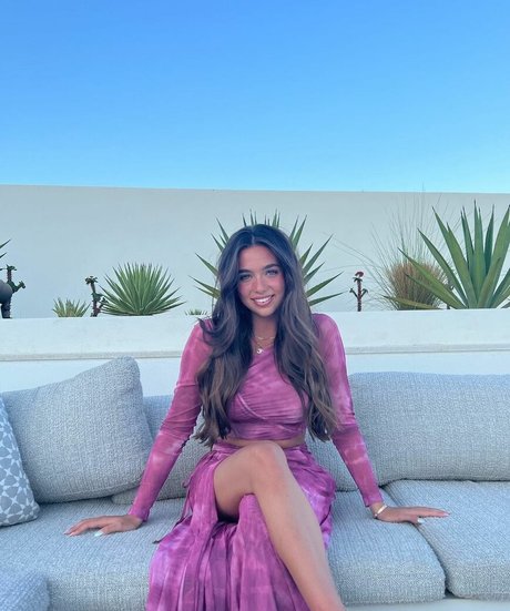 Taylor Nunez star beautiful photos