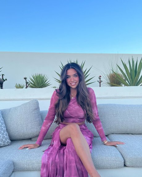 Taylor Nunez xxx model pictures