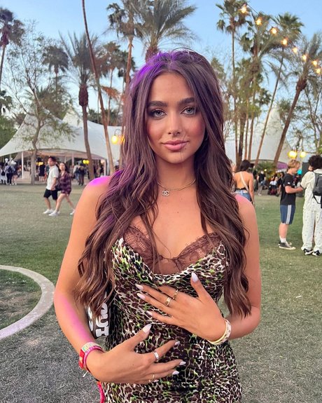 Taylor Nunez adult star pictures