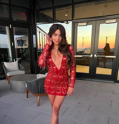 Taylor Nunez pretty actress image