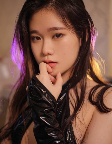 dark nipples onlyfans pornographic pics