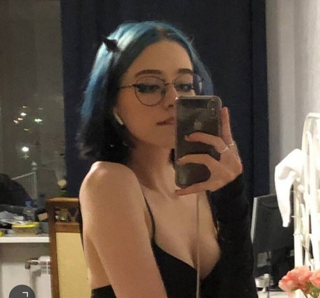 Opshi naked actress photos