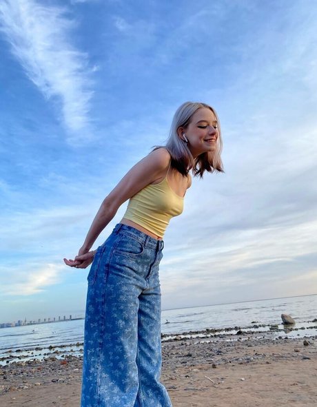 Opshi star nude picture