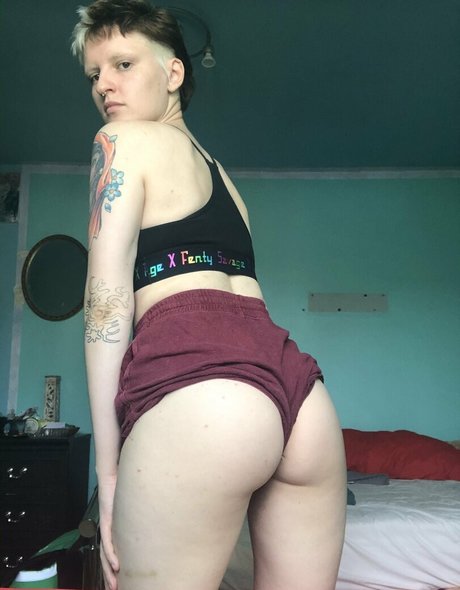 freeslxttydomboy pretty pornstar gallery