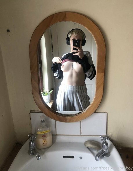 freeslxttydomboy model adult img