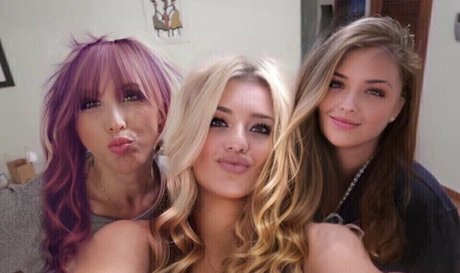 ashleightink sex model photo