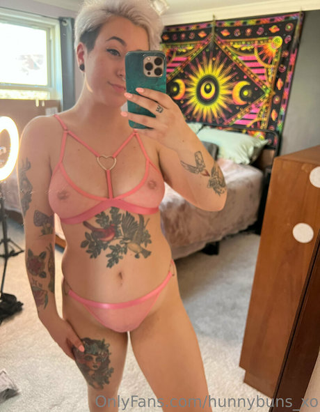 hunnybuns xo high quality star archive