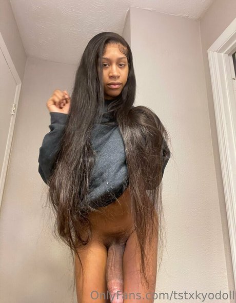 tstxkyodoll pornstar pic