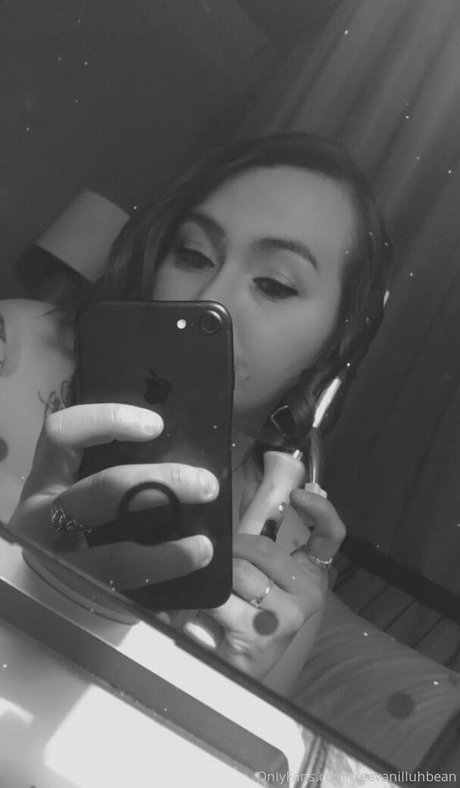 freevanilluhbean model hd galleries