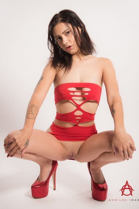 Peyton Rhodes xxx pornstar pic