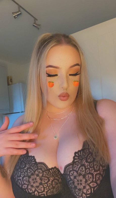 Emily Gillick star nudes picture