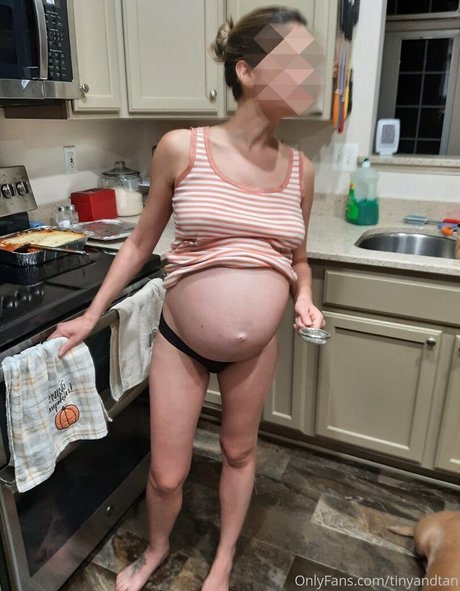 tinyandtan nudes pornstar img