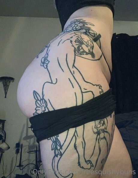 freesquishybuns nudes model archive