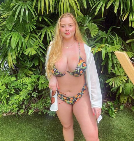 Amanda R pornstar nude pic