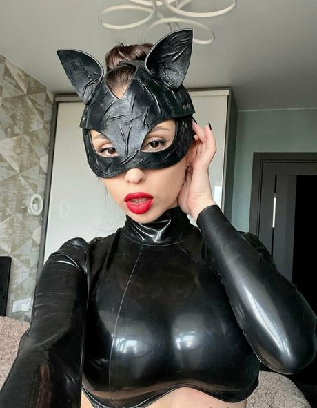 mia only mia pornstar art galleries