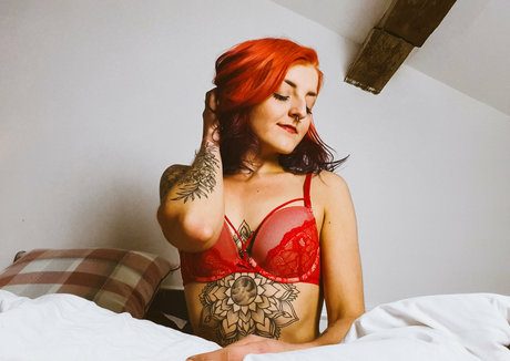 ivy rayefree model nudes picture