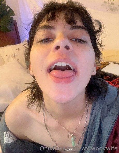 cosplay femboy onlyfans top picture