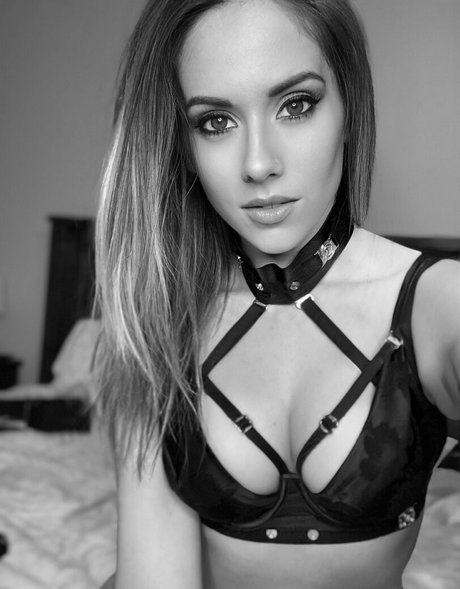 alexathena free model adult pics