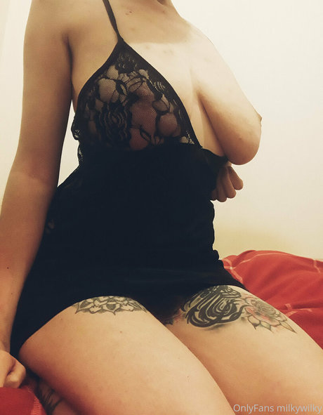 MilkyWilky free pornstar img