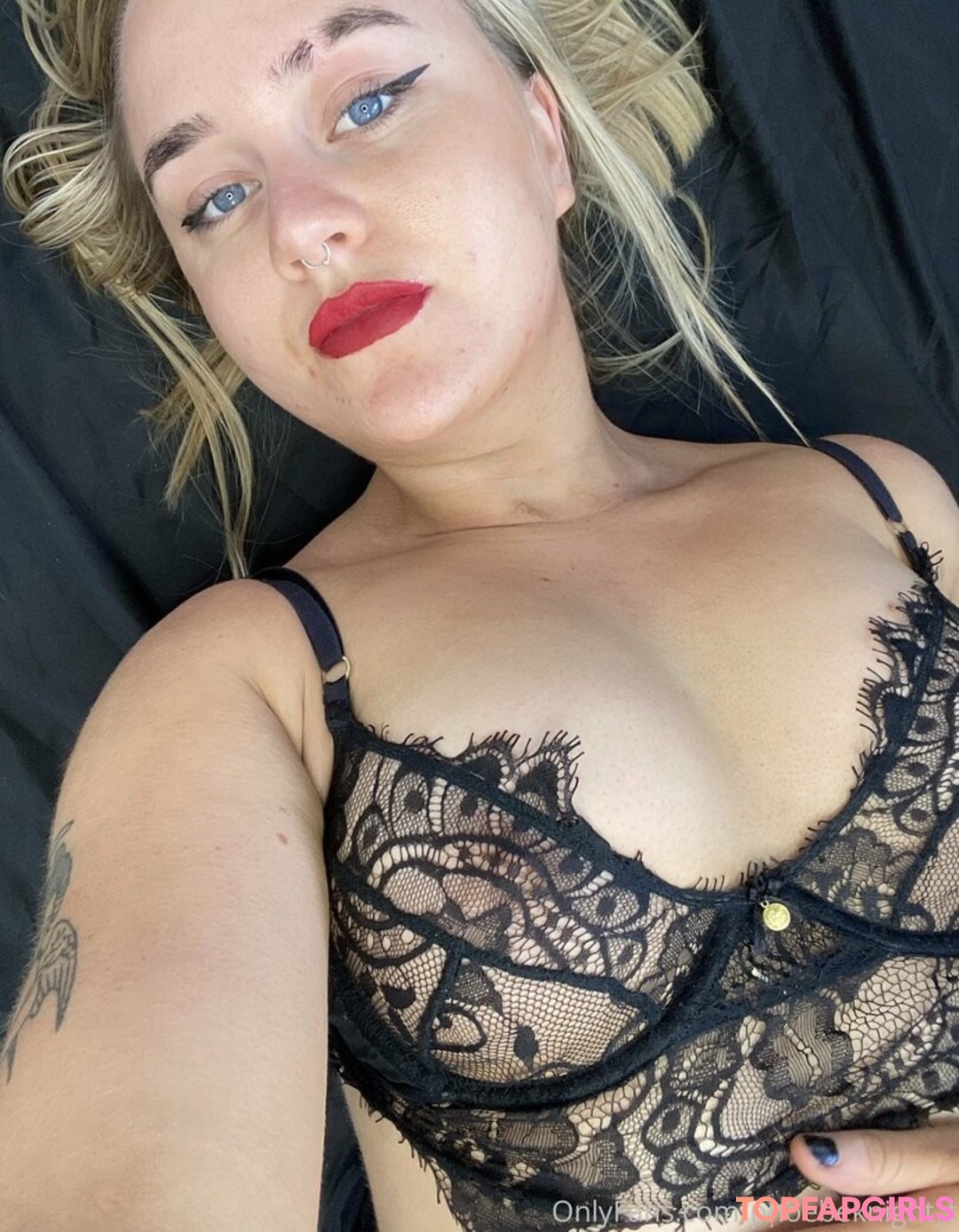 phoebeknight t perfect star pictures