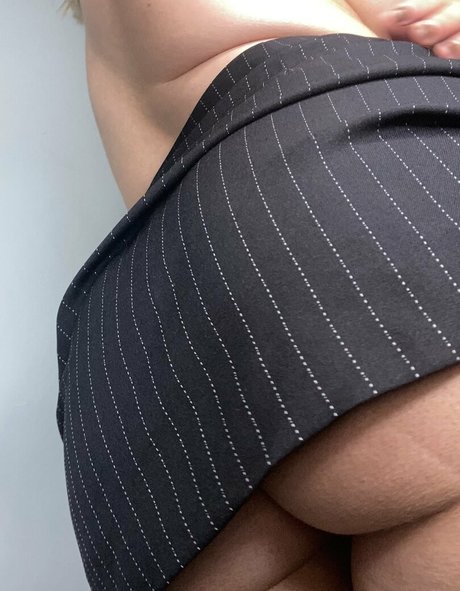 phoebeknight t pornstar art photo