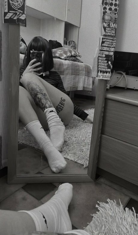 Baby Violent star top pics