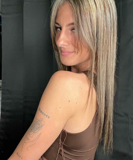 Jessica Clark nice star pics