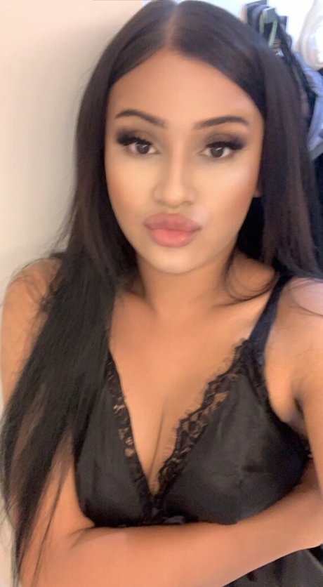 noisynadiaa high quality actress pic