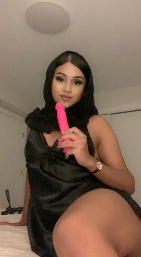 noisynadiaa pornstar adult photos