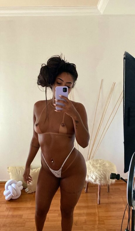 Cynthya Cybelle pornstar free pics