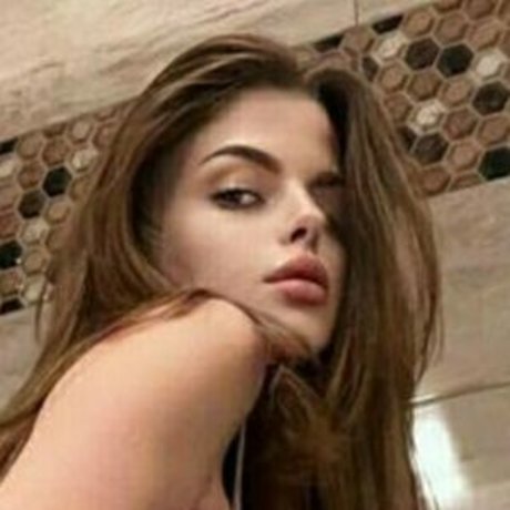 lustredwitch hd model pics