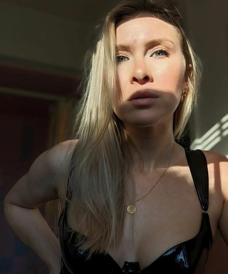 Mallory Moore model nudes galleries