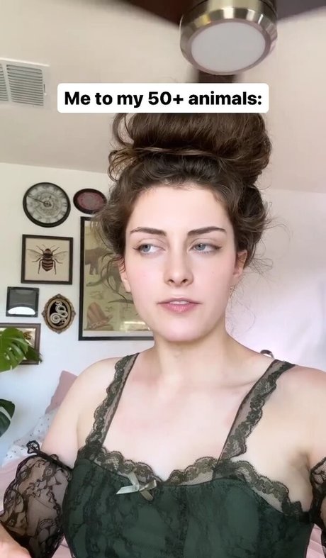 Inspire Exotic pornstar nudes pic