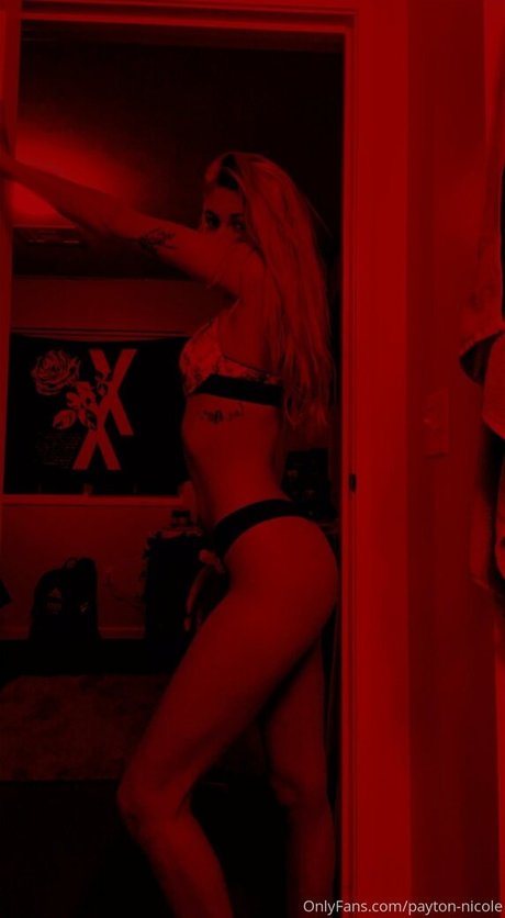 payton nicole naked model images