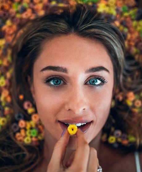 Emma Amelia erotic pornstar img