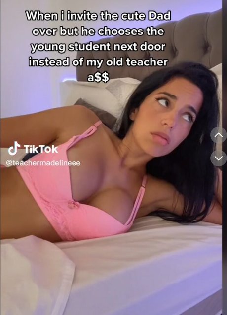 Maddy Foxx model porn pics