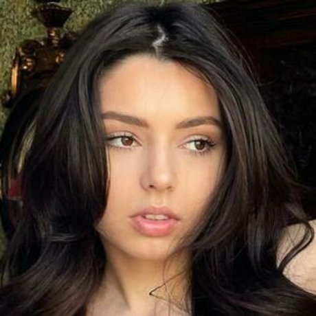 hijabi onlyfans top photos