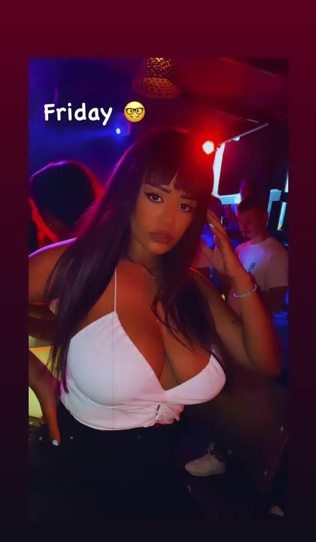 JustNati pretty star pic