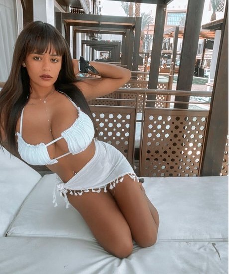 JustNati hot model pics