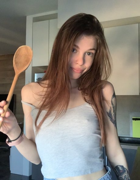 Ani Butler naked model archive